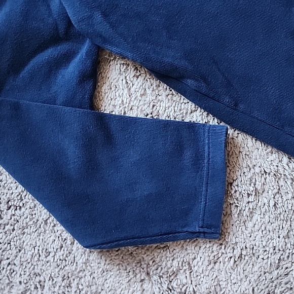 Men's vneck pullover sweater - Picture 5 of 13